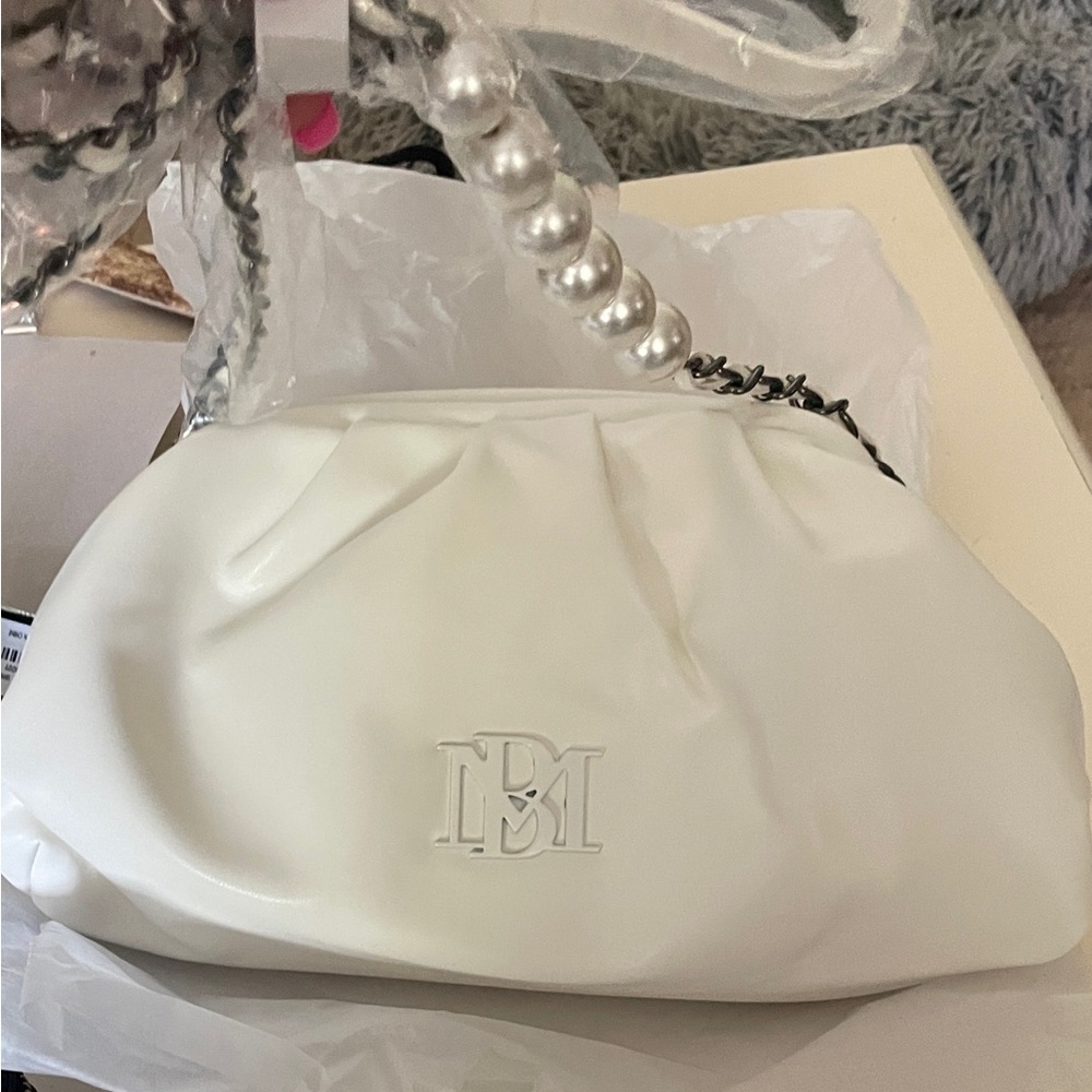 Badgley Mischka White Clutch with Chain Strap